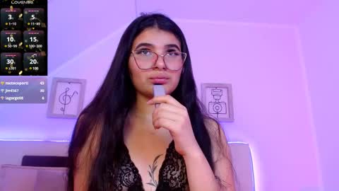 Tifanny  online show from 03-02-25, 01:58