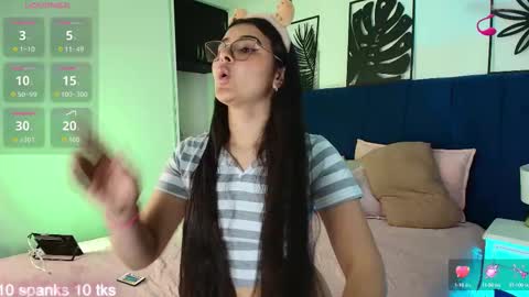 Tifanny  online show from 09-18-25, 07:38