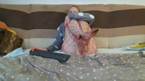 Snapshot of valemer chatting on 12-05-24, 11:18 Cheating Slut online show from 12-05-24, 11:18