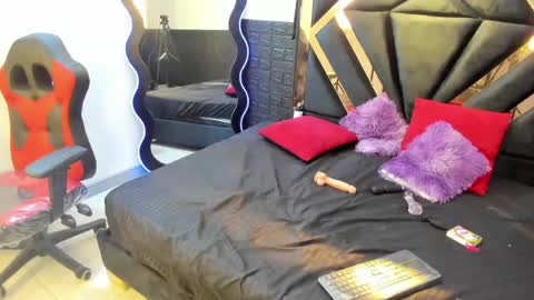 valentina online show from 05-21-26, 11:12