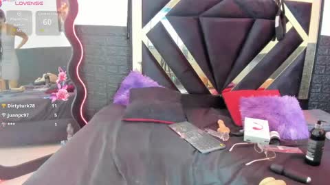 valentina online show from 05-28-26, 08:22