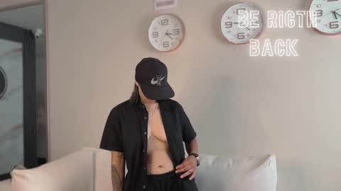 Liam smith online show from 12-03-25, 12:25