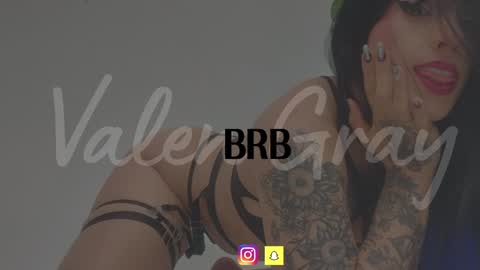 Snapshot of valengray chatting on 01-04-25, 01:53 Valen online show from 01-04-25, 01:53