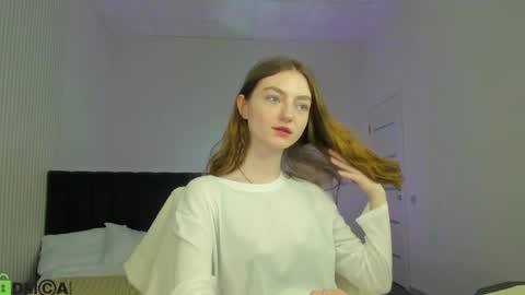 Nora online show from 05-04-26, 11:06