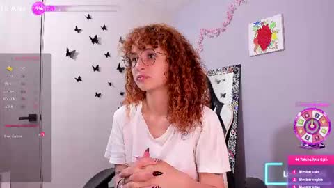 Valentina online show from 06-15-26, 11:51