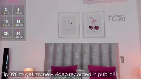 Val arango  online show from 09-13-25, 11:04