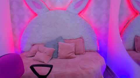 Snapshot of valentina_clk chatting on 11-05-25, 01:33 Valentina online show from 11-05-25, 01:33