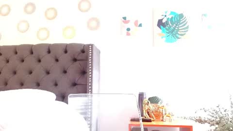 Valen Ferrer online show from 07-28-26, 08:52