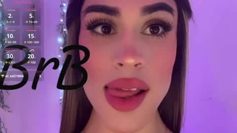 Snapshot of valentina_gaviria_ chatting on 01-19-25, 06:42 VALENTINA GAVIRIA online show from 01-19-25, 06:42