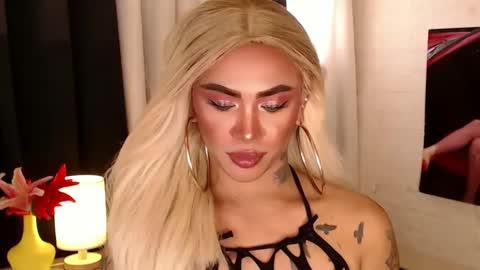 Amanda online show from 01-20-25, 05:26