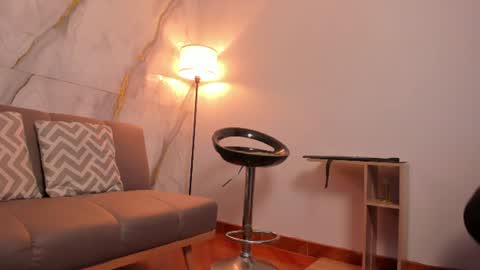 Snapshot of valentina_nm chatting on 07-02-26, 01:28 Valentina online show from 07-02-26, 01:28