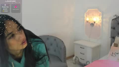 Valentina  online show from 04-17-26, 12:19