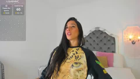 Valentina  online show from 06-16-26, 11:57