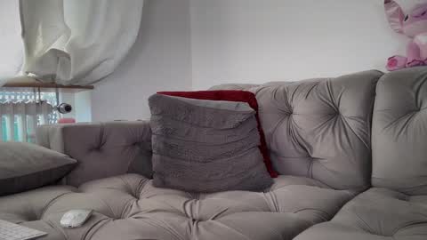 Snapshot of valentina_thedoll chatting on 12-20-24, 12:16 Valentina online show from 12-20-24, 12:16