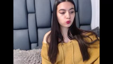 Snapshot of valentinasmith18 chatting on 06-18-26, 07:51 valentinasmith18 online show from 06-18-26, 07:51