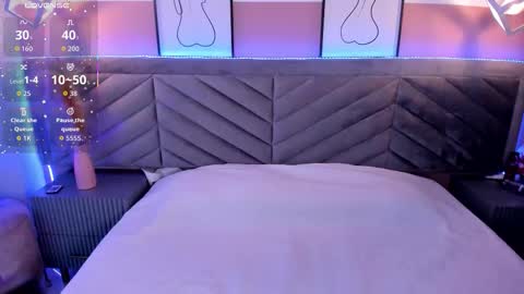 Snapshot of valentine_mia_ chatting on 09-13-25, 07:46 Mia online show from 09-13-25, 07:46