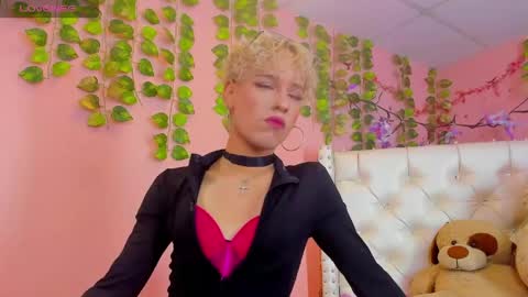 Snapshot of valentinee_xo chatting on 06-02-26, 04:47 valentinee_xo online show from 06-02-26, 04:47
