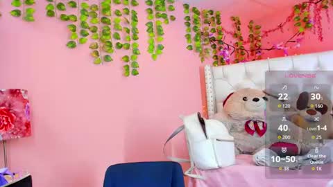 Snapshot of valentinee_xo chatting on 06-23-26, 06:11 valentinee_xo online show from 06-23-26, 06:11
