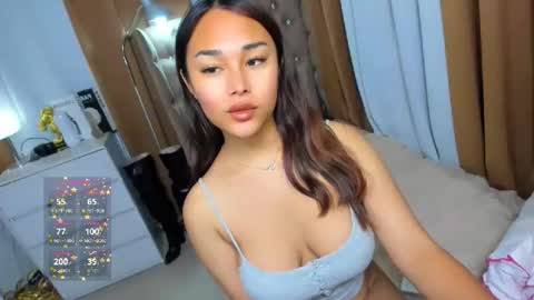 Snapshot of valentineloove chatting on 09-24-25, 07:06 VALENTINE online show from 09-24-25, 07:06