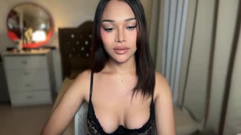 Snapshot of valentineloove chatting on 03-22-26, 07:28 VALENTINE online show from 03-22-26, 07:28