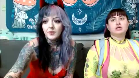 Valentine online show from 10-20-25, 03:40