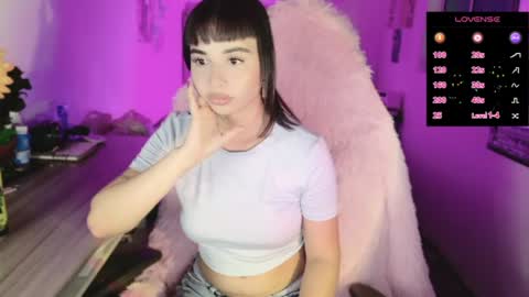 Danielle  Please help me to reach 300 thumbs up online show from 07-05-26, 07:43