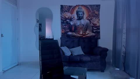 Snapshot of valentino_dossantos chatting on 09-29-25, 08:57 online show from 09-29-25, 08:57