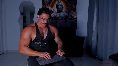 Snapshot of valentino_dossantos chatting on 11-27-25, 09:39 online show from 11-27-25, 09:39