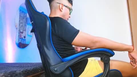 Mistery Guy online show from 10-11-25, 10:58