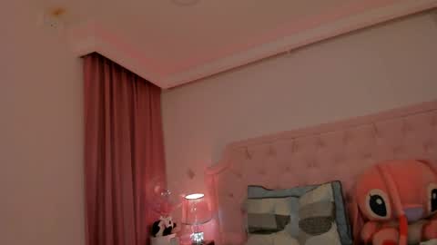 Snapshot of valentoro1 chatting on 05-01-26, 10:42 Vale Toro online show from 05-01-26, 10:42
