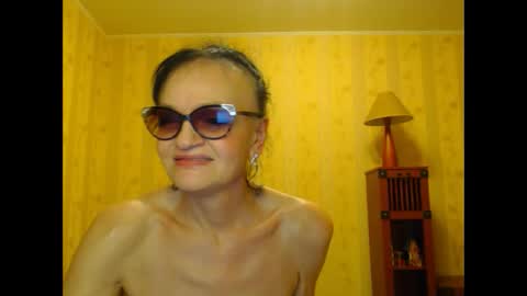 Snapshot of valenttijm3851 chatting on 01-22-25, 12:06 valentijm online show from 01-22-25, 12:06