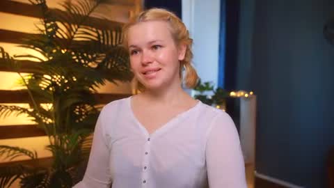 Snapshot of valeri______ chatting on 06-20-26, 07:00 valeri______ online show from 06-20-26, 07:00