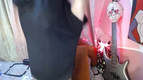 Valeri Cove online show from 10-07-25, 07:05