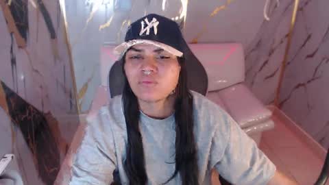 valeri_harpers4 online show from 11-11-25, 02:39