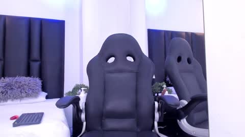 valeri_tafur online show from 01-21-25, 02:05