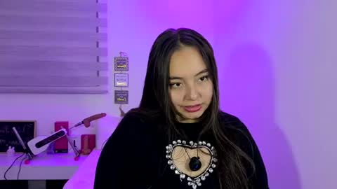 Snapshot of valeria_cherry chatting on 06-25-26, 02:44 valeria online show from 06-25-26, 02:44