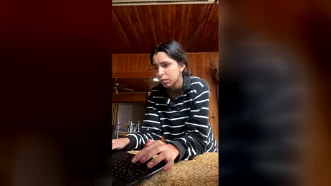 valeria_feroz online show from 06-04-26, 01:17