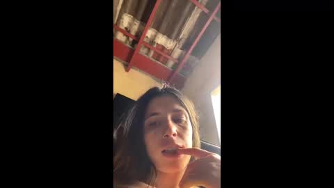   online show from 01-02-25, 08:02