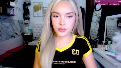 Snapshot of valeria_nikia chatting on 02-06-26, 11:57 VALERIA online show from 02-06-26, 11:57