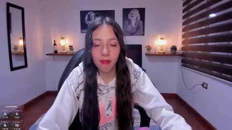 Snapshot of valeria_rossi7 chatting on 10-29-25, 02:19 Valeria online show from 10-29-25, 02:19