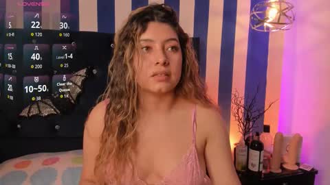 valeria_rouse28 online show from 10-15-25, 05:57