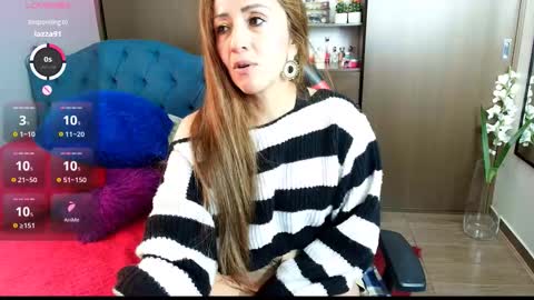 Valeria online show from 10-19-25, 08:53