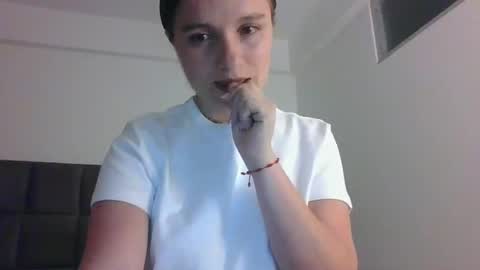 valeriafrannco online show from 10-11-25, 05:28