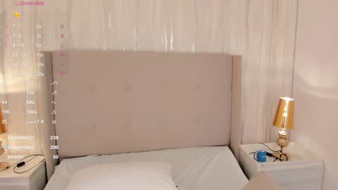 Snapshot of valeriah_ chatting on 12-23-24, 03:44 Valeria online show from 12-23-24, 03:44
