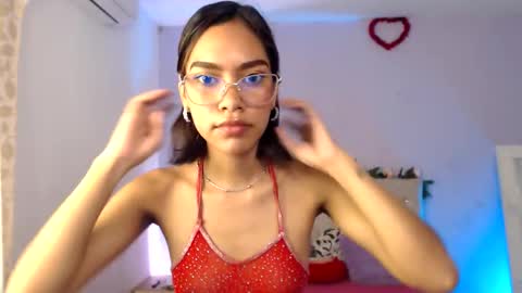 Snapshot of valeriah_7 chatting on 10-08-25, 04:26 valeria  online show from 10-08-25, 04:26