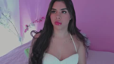 Snapshot of valeriaruiz_1 chatting on 10-09-25, 04:05 Valeria online show from 10-09-25, 04:05
