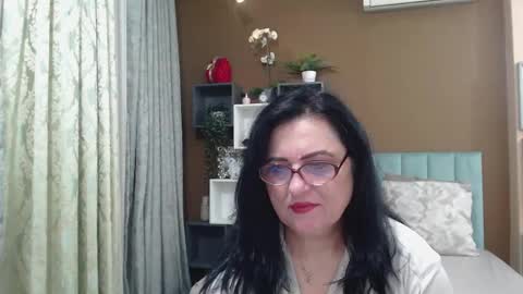 valeriasmiths online show from 05-16-26, 05:59