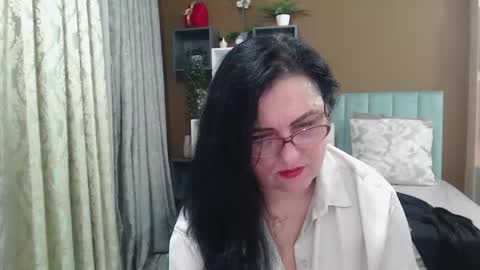 valeriasmiths online show from 05-16-26, 10:36
