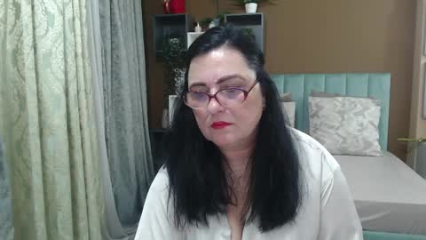 valeriasmiths online show from 05-21-26, 06:09