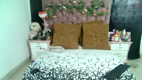 La valerie26 online show from 09-19-25, 12:50